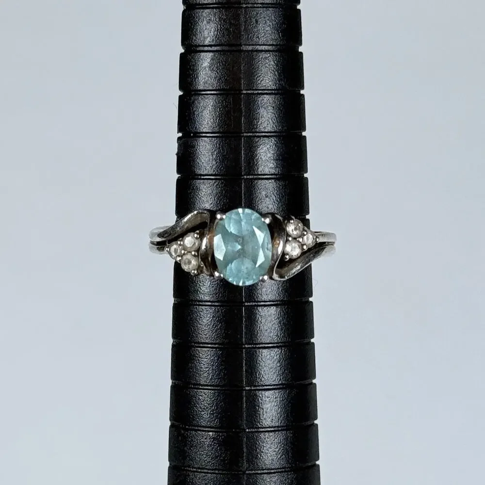 Vintage Sterling Silver 925 Blue Topaz with Clear Topaz Accents 7us Size 3.72g